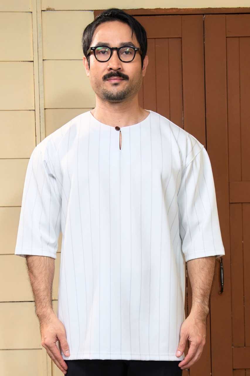 Kurta Andika in Off White